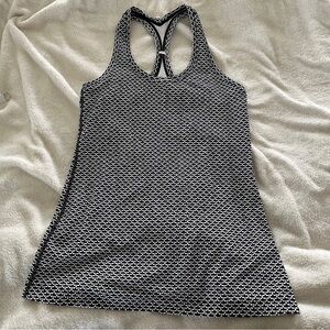 Lululemon Cool Racerback Nulu Tank Size 10